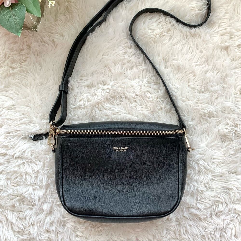 Mina Baie Leather Fanny Crossbody Bag - Picture 14 of 14